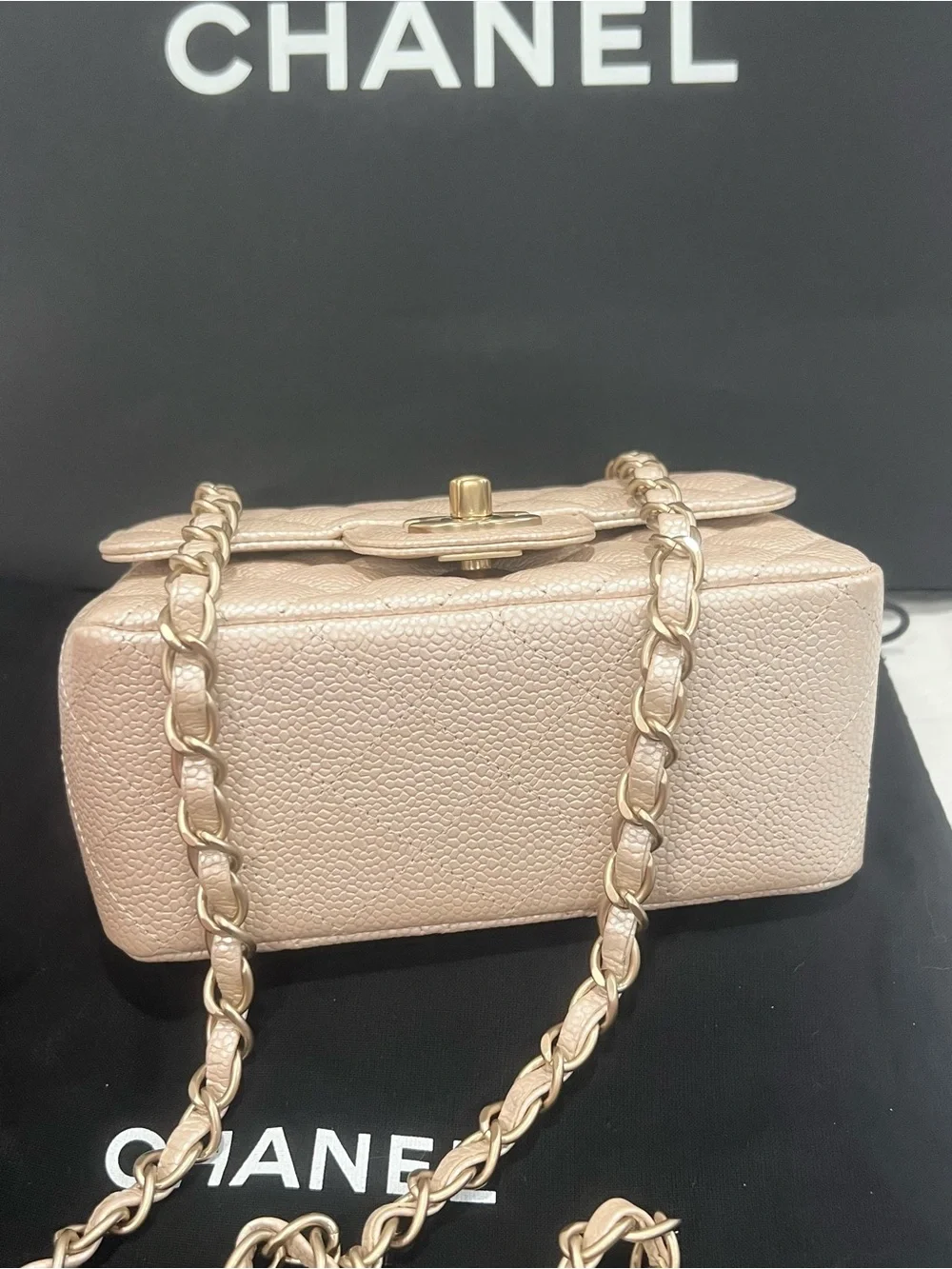 Rare🔥Chanel Classic Caviar Square Flap Bag GHW